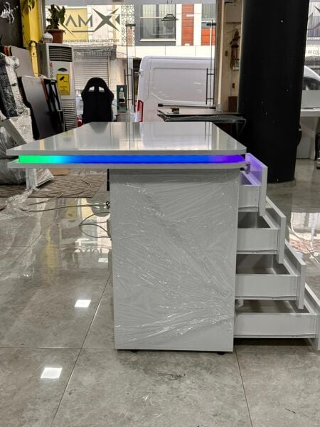 Işıklı Beyaz Çekmeceli Mdf Masa 180x80cm Sallanmaz - Her İle Ambar İle Sorunsuz Kargo