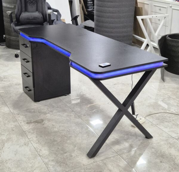 XMAX Zyra Işıklı Çekmeceli Siyah MDF Çalışma Yada Oyun Masası 160x80cm - SALLANMAZ