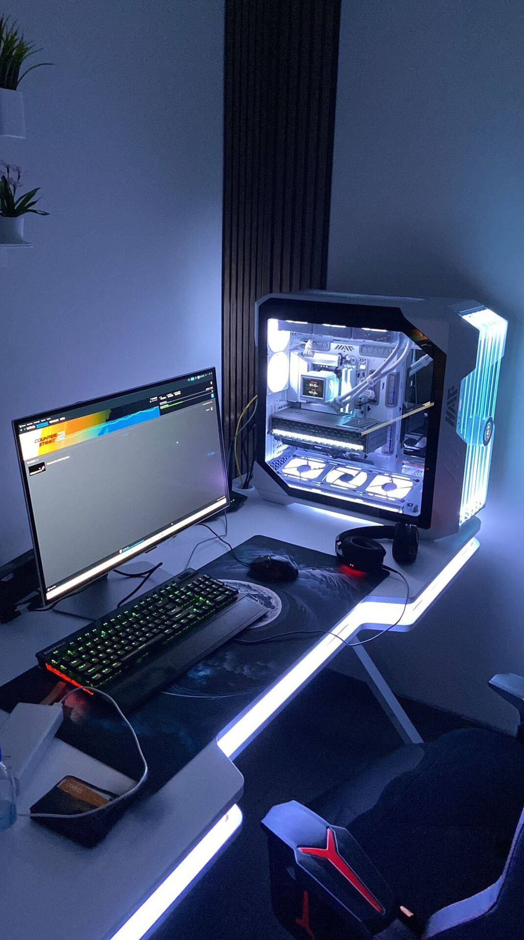 RGB Işıklı Mdf Masa 180x80cm Sallanmaz 3 Metal Ayaklı - Pratik Kurulum Her İle Ambar İle Sorunsuz Kargo